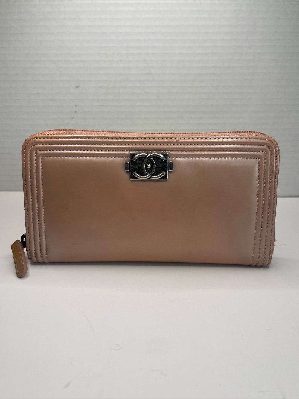 Chanel Boy Wallet - Picture 2 of 16